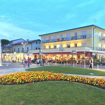 Hotel Stella D'Oro Lido di Jesolo Kültér fotó